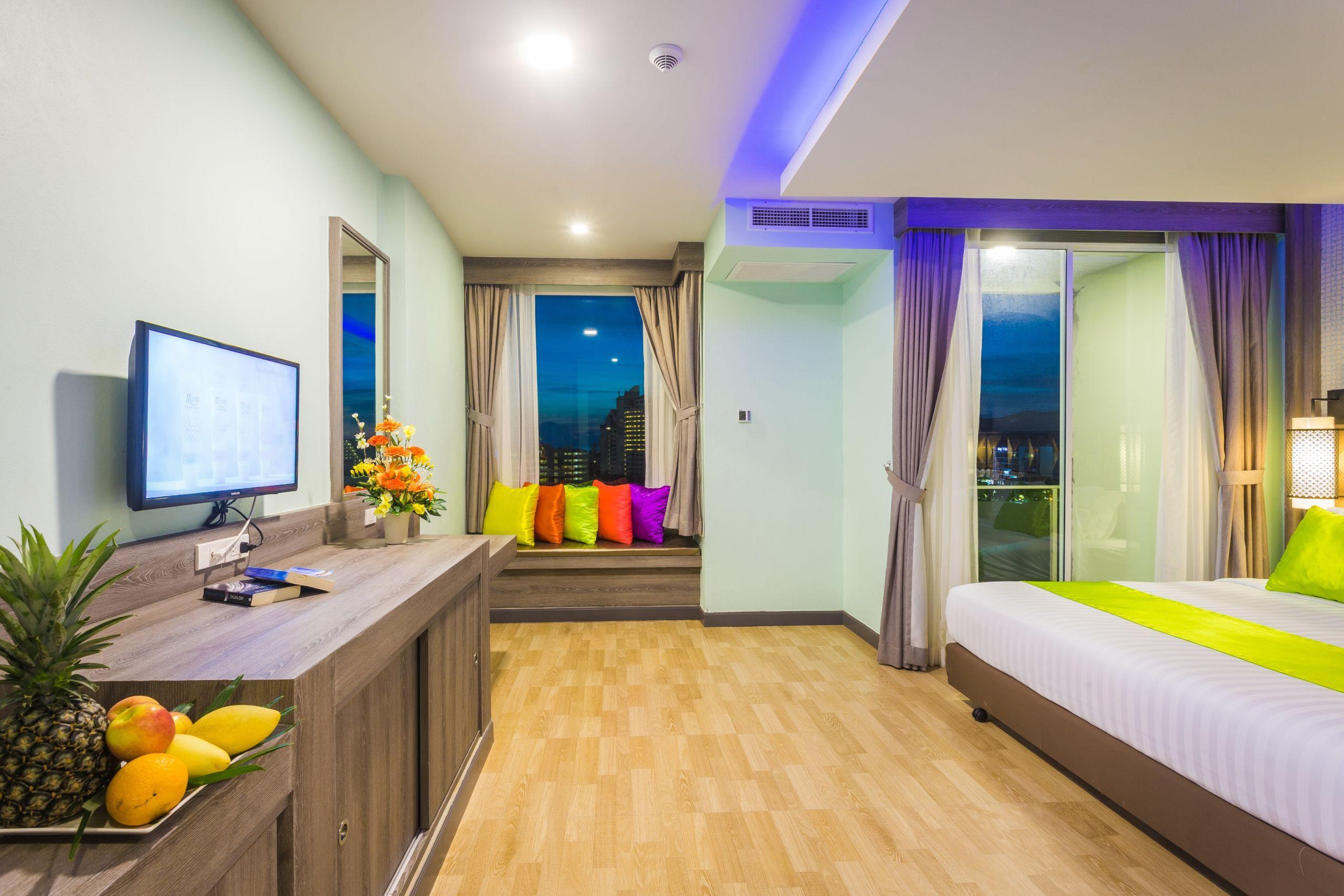 Add Plus Hotel & Spa Patong Exterior foto