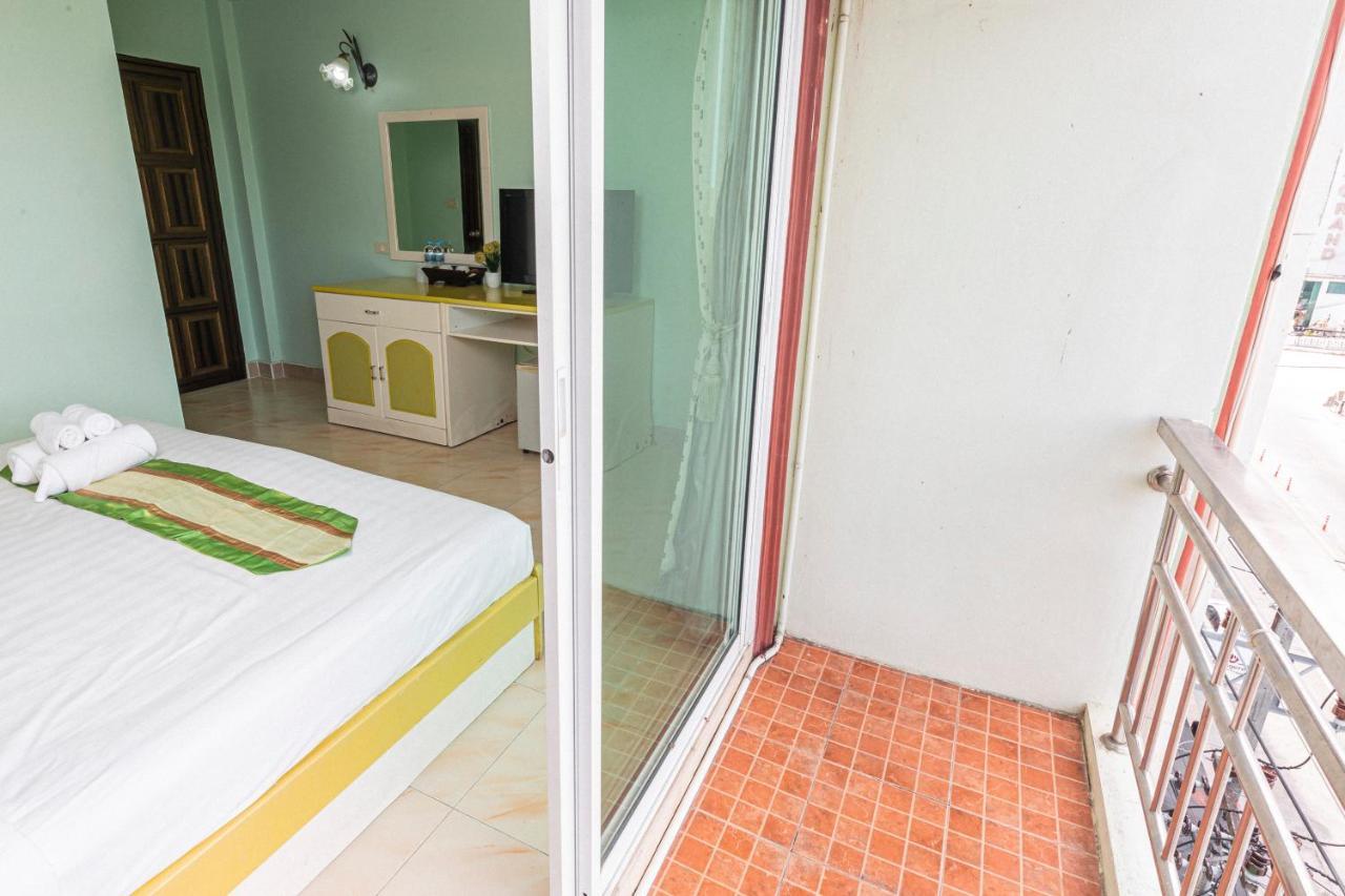 Add Plus Hotel & Spa Patong Exterior foto